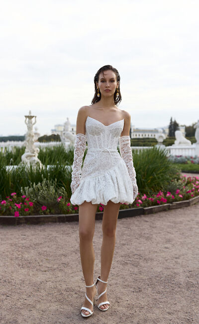 Ажурное короткое платье